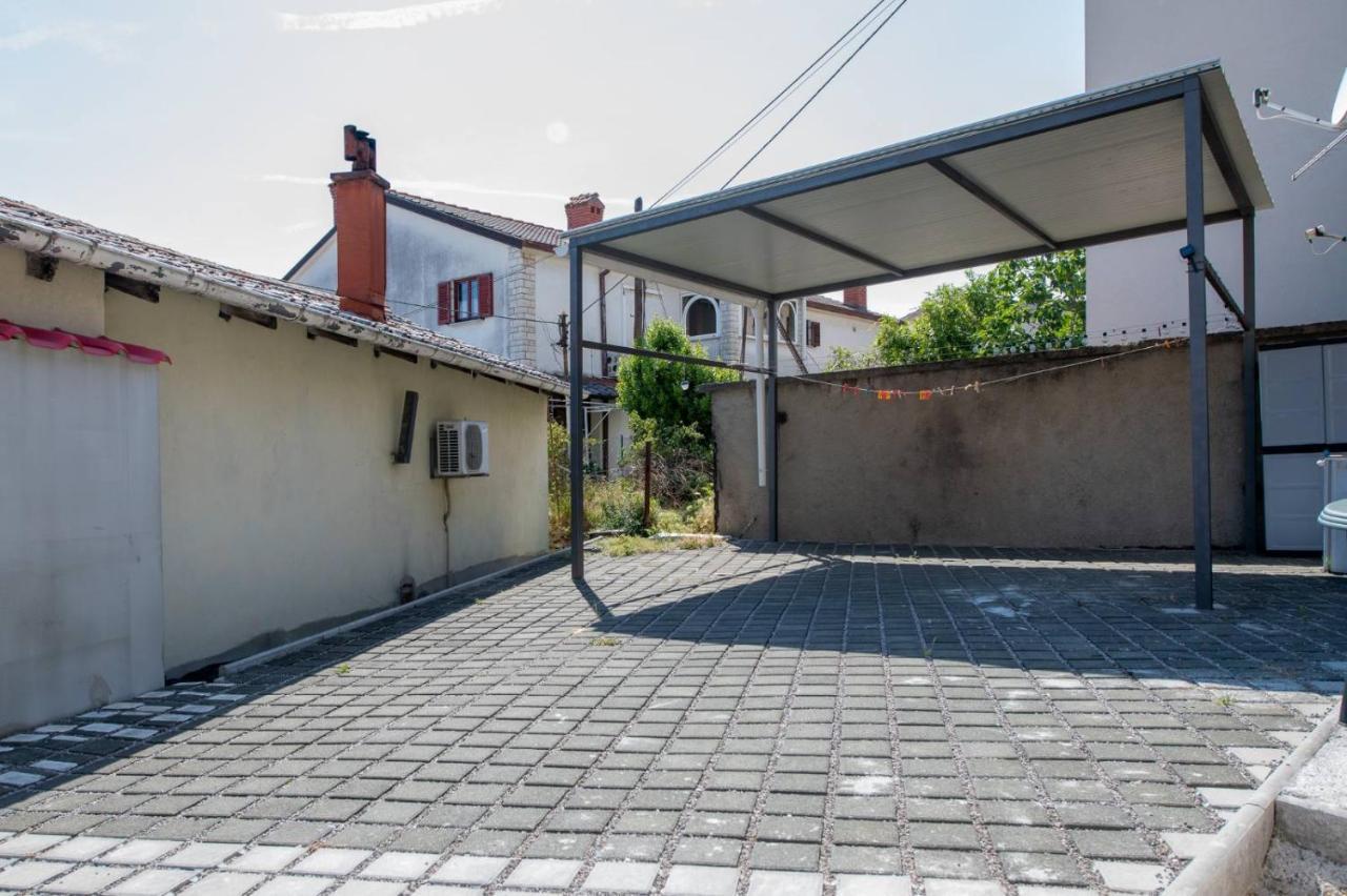 Sea And Sun Kantrida Apartment Рийека Екстериор снимка
