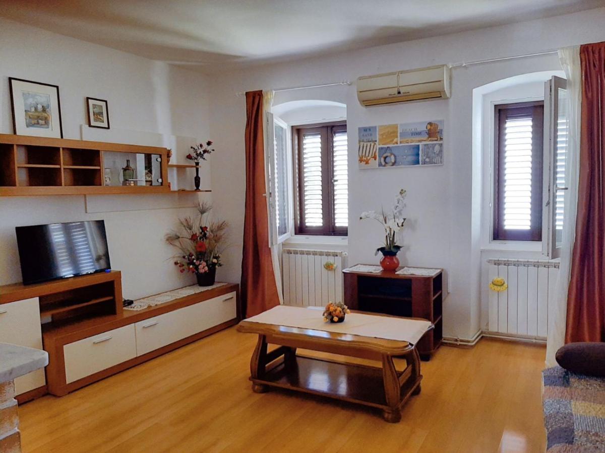 Sea And Sun Kantrida Apartment Рийека Екстериор снимка